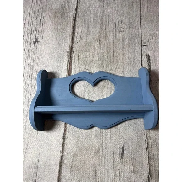 Vintage Style Heart Cutout Wall Shelf Blue‎ Cottagecore Farmhouse