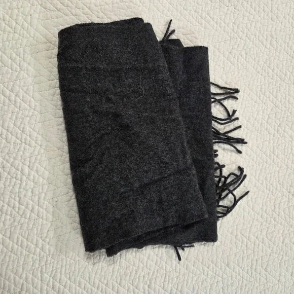 Vintage Lambswool Scarf Charcoal Gray Made in USA Fringed Winter Wrap Unisex