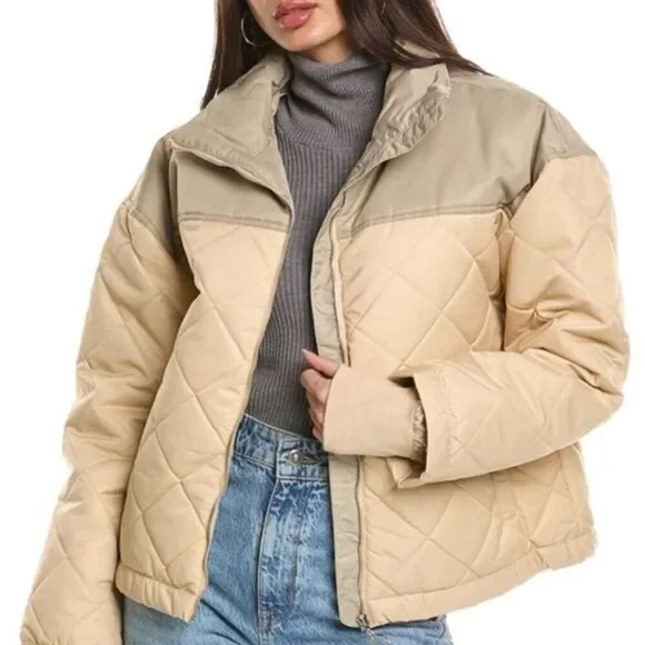 NWT WeWoreWhat Color Blocked Quilted Puffer Jacket in a muted sage/beige colorwa