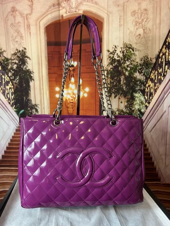 CHANEL Purple Quilted Patent Leather Shoulder Tote with Chain Straps, authentic