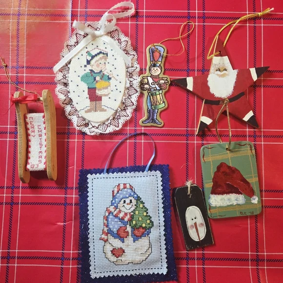 Festive Holiday Ornament Set - Multicolor