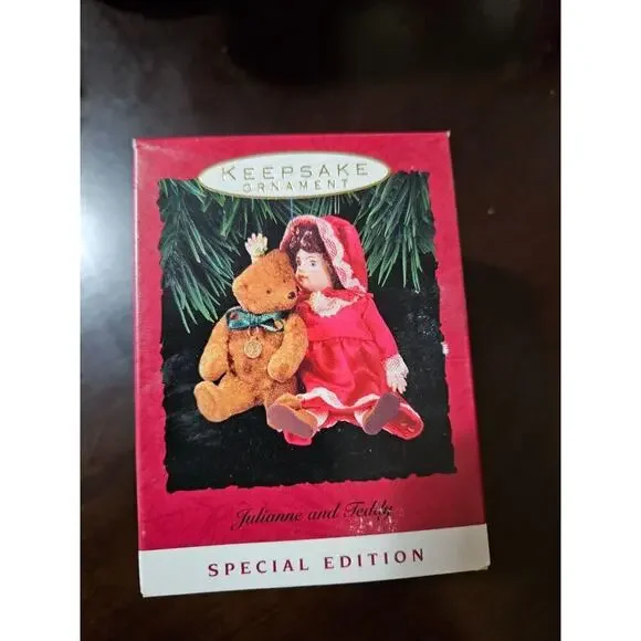 HHallmark Keepsake Julianne and Teddy 1993 Special Edition Christmas Ornament