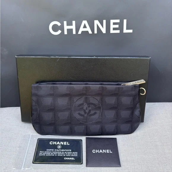 Authentic CHANEL BLACK nylon sport line clutch pouch NEW