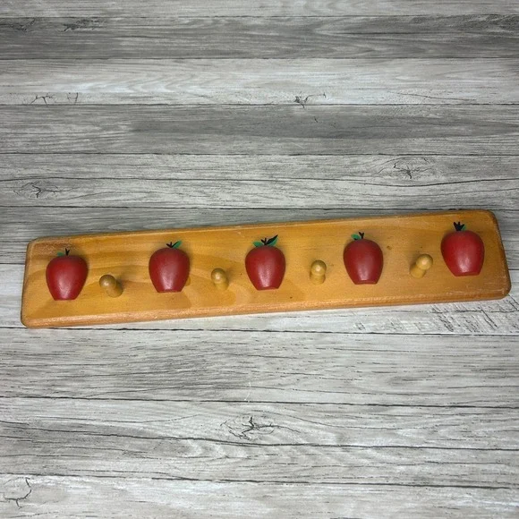 Apple Kitchen Peg Wall Rack Rustic Farmhouse Handcrafted Wood Country‎ House