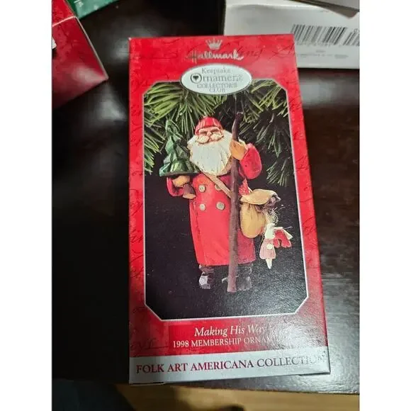 1998 Hallmark Keepsake Ornament “Making His Way” Folk Art Santa Collectors Club