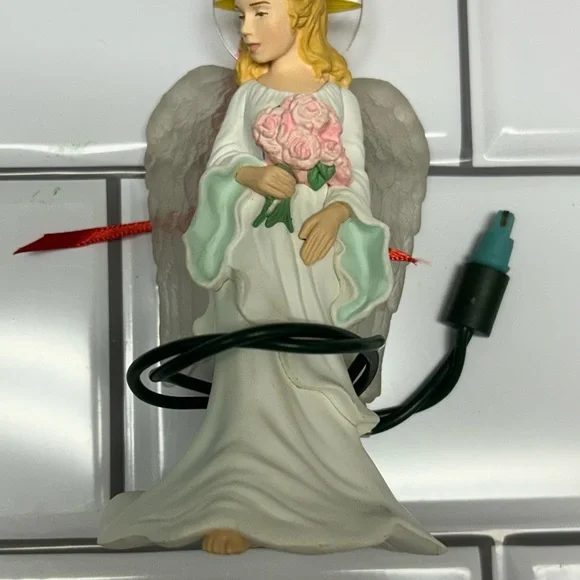 Vintage Hallmark Keepsake Christmas Ornament Magic Llight 