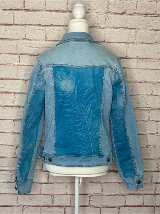 Custom Upcycled Peacock Feather Printed Light Wash Denim Jacket Like New Size 8