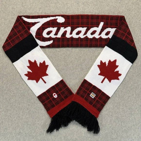 Hudson's Bay Team Canada Olympic Knit Scarf Red Maple Leaf Official Outfitter