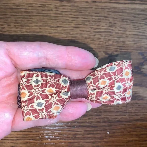 Vtg 50s/60s little‎ boys clip on bow tie