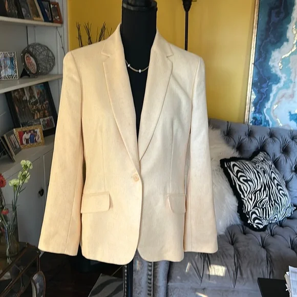 Lands End light yellow one button faux pocket blazer