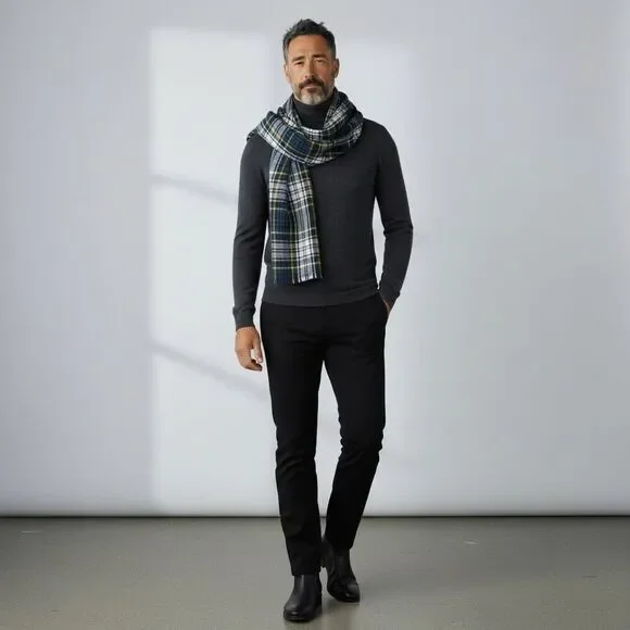 J.Crew Men’s Green Plaid Tartan Scarf Acrylic Cozy Winter Classic NWT