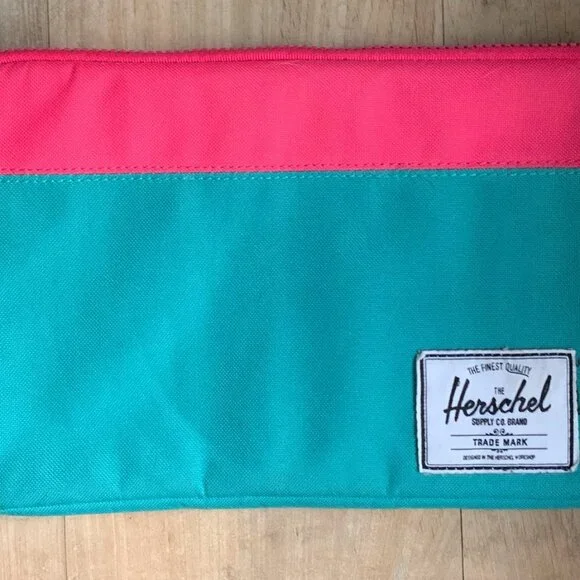 Herschel Supply Co Anchor Laptop Sleeve Pink Turquoise 12