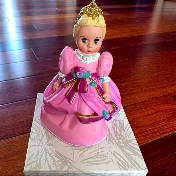 NWB vintage collectible Hallmark Cinderella ornament