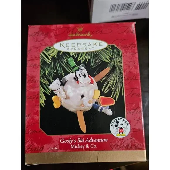 Hallmark Keepsake Goofy's Ski Adventure Mickey & Co. Christmas Ornament 1998