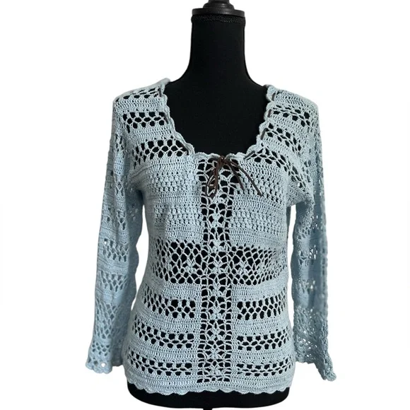 No Boundaries Crochet Top, Long Sleeve Vintage Blue Size: Juniors Large