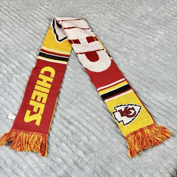 Kansas City‎ Chiefs NFL Knit Scarf Red Yellow Forever Collectibles