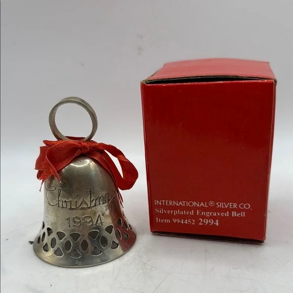 Vintage International Silver Co Silverplated Engraved Christmas 1994 Bell Decor
