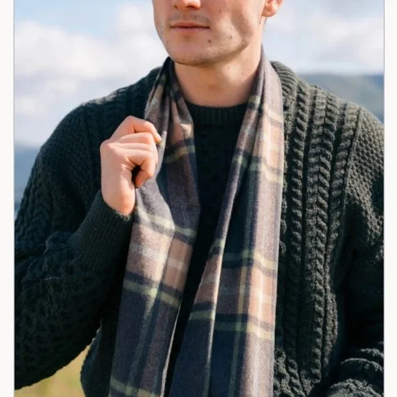 John Hanly 100% Extra Fine Merino Wool Scarf