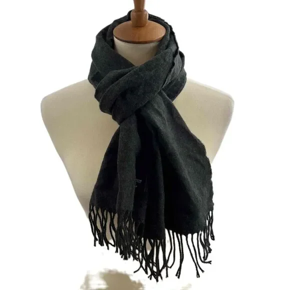 Cashmere Scarf Made in Scotland Dark Gray Fringed Ends Rectangle Unisex‎