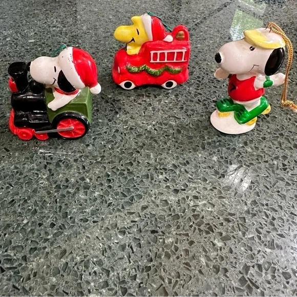 Lot of 3 Vintage Peanuts Woodstock and Snoopy Ceramic Christmas Ornaments Japan