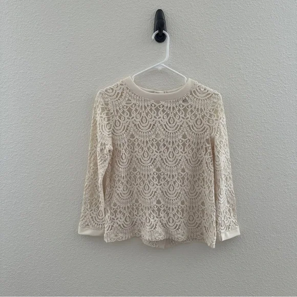 Banana Republic Scallop Lace Delicate Dainty Button Back Long Sleeve Blouse Sz M