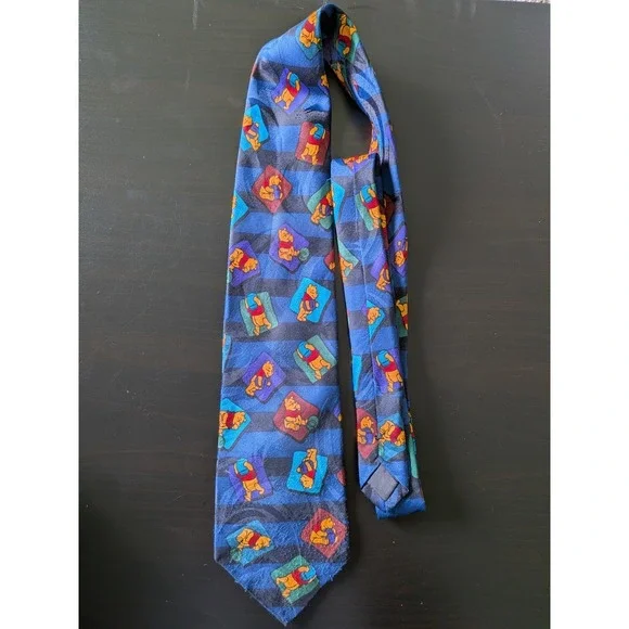 Vintage Disney Winnie The Pooh Sitting‎ All Over Design Tie Necktie 60