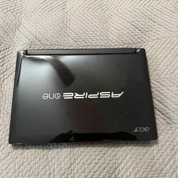 Acer Aspire One D255-2905 Black Notebook