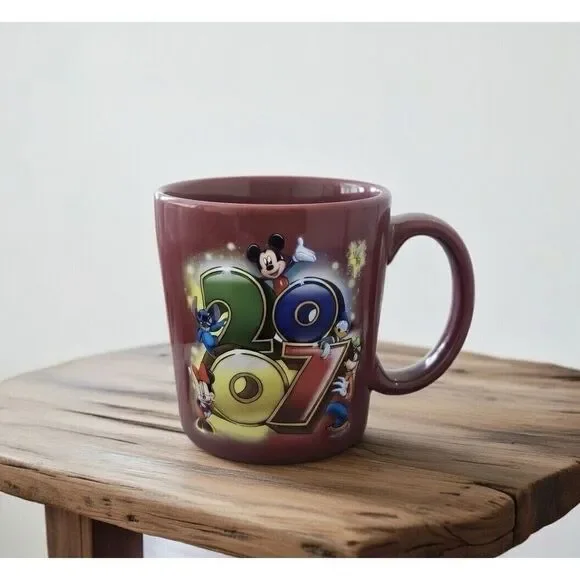 Disney Theme Parks 2007 Mug. Mickey Mouse, Minnie Mouse, Goofy, Stitch&More.Read