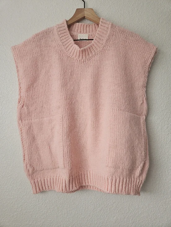 babaa wool pink vest
