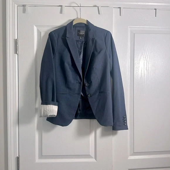The Limited Sz 2 Tall Suit Jacket blue - EUC with cute blue & tan striped lining