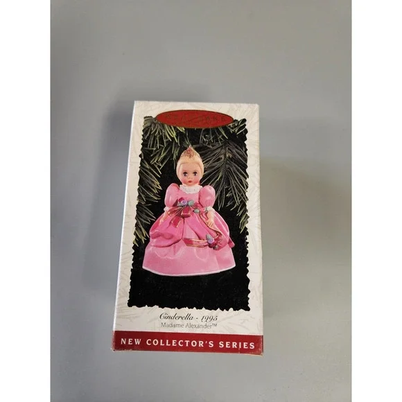Cinderella Madame Alexand Christmas Disney Hallmark Keepsake Ornament New In Box