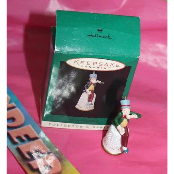 Hallmark Keepsake Alice In Wonderland Series 2 Mad Hatter Holiday Ornament 1996