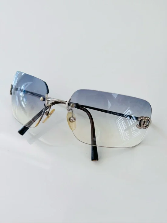 Extremely RARE 🦋 Authentic Chanel light blue rimless CC sunglasses✨