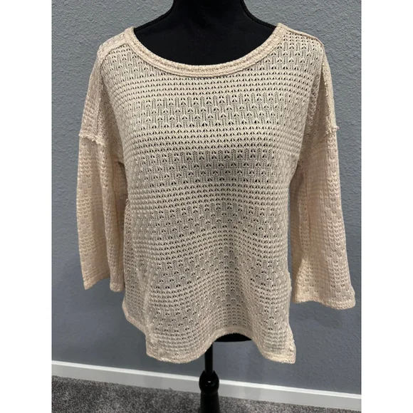 Loveriche Women's Crochet Knit Blouse, Sz L NWT