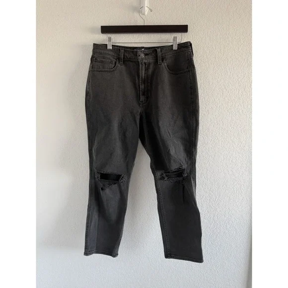 Hollister Ultra High Rise Mom Jean Size 12S Black Distressed Ripped Knees