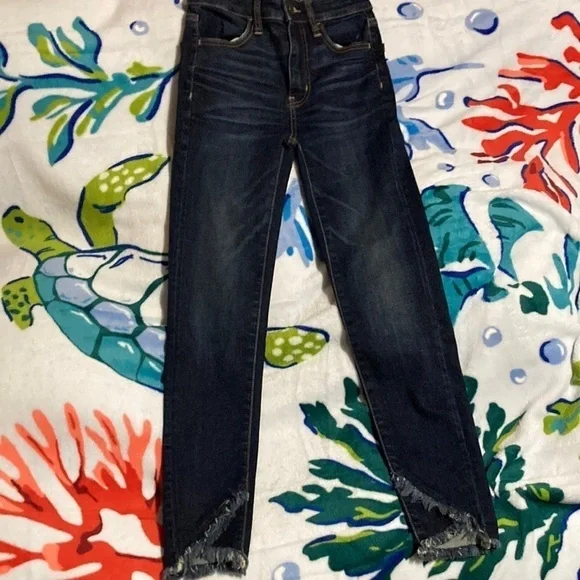 American Eagle Super Hi- Rise Jeggings Crop Jeans