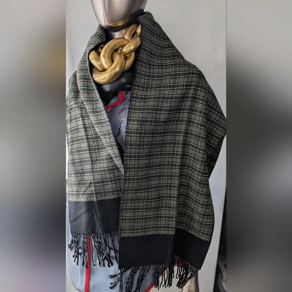 PIERRE BALMAIN SCARF