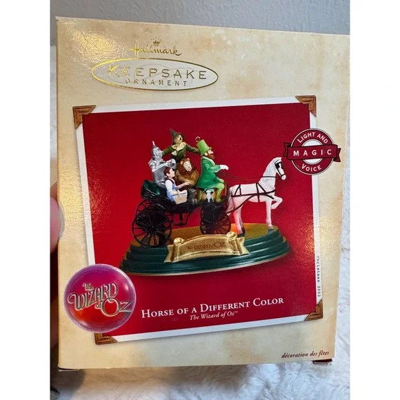 Hallmark 2002 Wizard of Oz Horse of a Different Color Keepsake Magic  untested