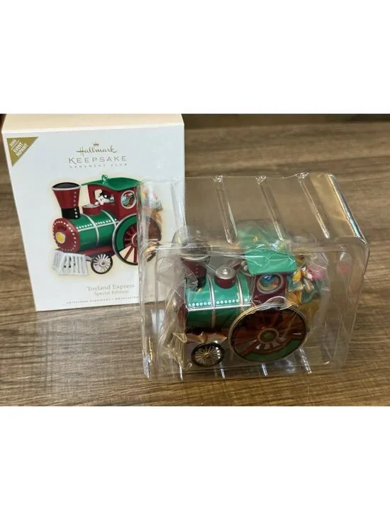 2008 Hallmark Keepsake Toyland Express Event Repaint Ornament Train Engine MM29