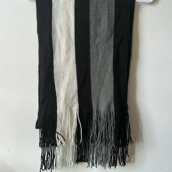 Classic Black and Gray Striped Scarf