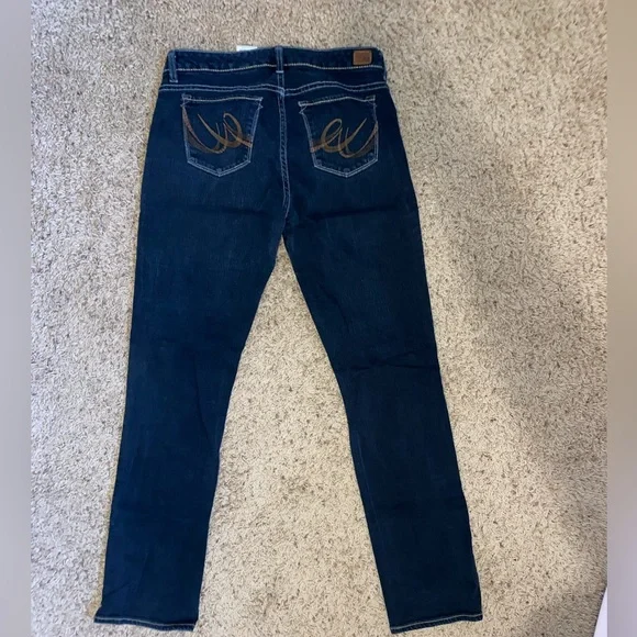 Women’s Blue Express Low Rise Straight Jeans size 8 Long