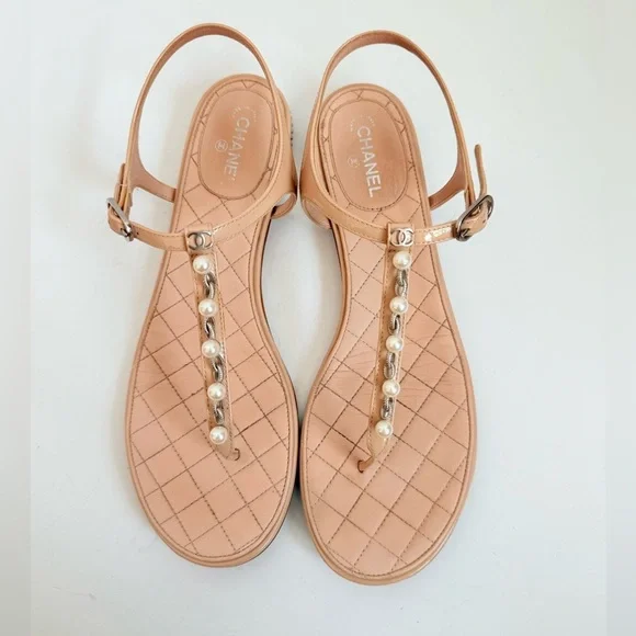 Chanel Nude Pink Pearl CC Quilted Patent T Strap Slingback Sandals 39.5C