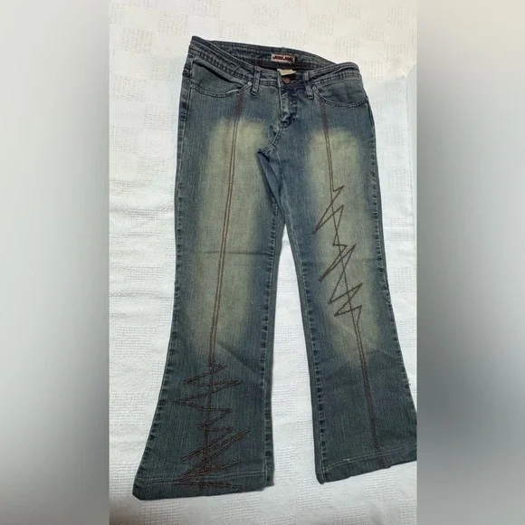 Y2K Jou Jou Gray Wide-Leg Jeans with Brown Zigzag Embroidery