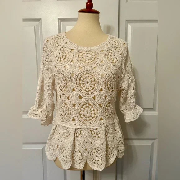 Solitaire Adorable White Crochet Peplum Top 3/4 Sleeves