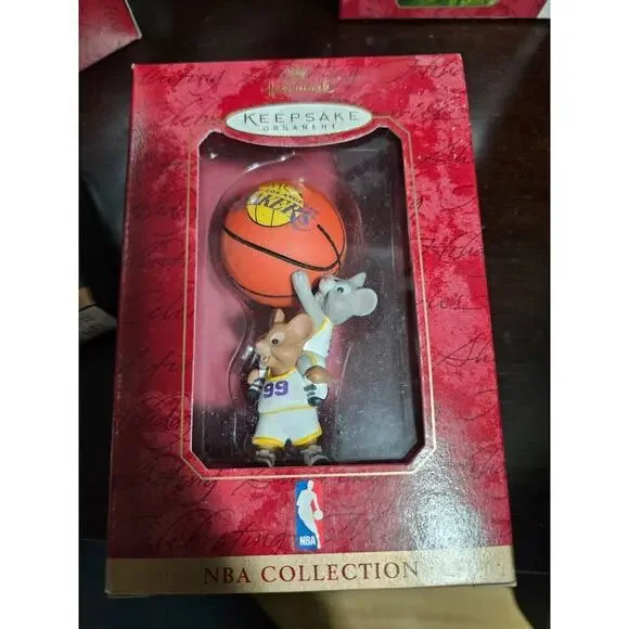 Hallmark Keepsake Ornament Los Angeles Lakers NBA Collection 1999 RARE