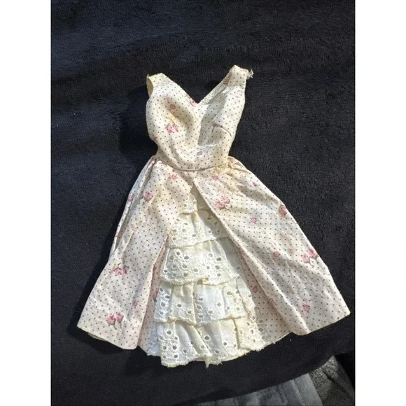 Vintage Barbie Garden Party Floral Dress # 931 Mattel Black Label‎ Tagged