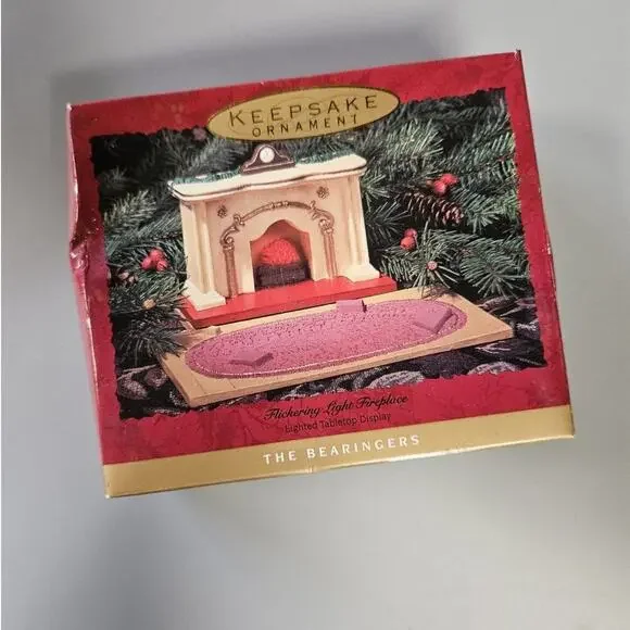Hallmark Keepsake Ornament Flickering Light Fireplace Bearingers 1993 XPR974-9