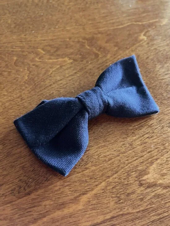 Old Navy/Ormond clip-on navy twill bow tie