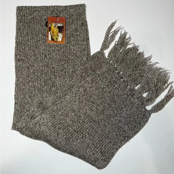 NWT Men’s “The Warmer” Scarf