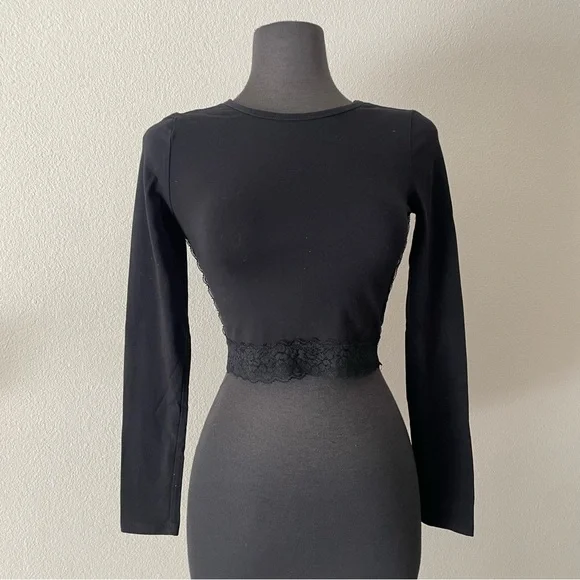 Forever 21 Long Sleeve Crop Top Black Medium